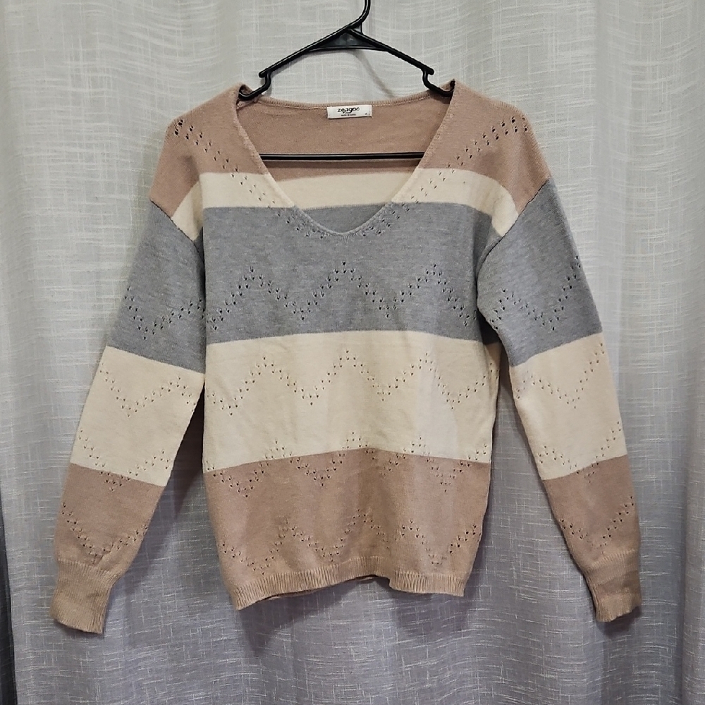 Zeagoo V-Neck Sweater - Gray, Cream, Tan